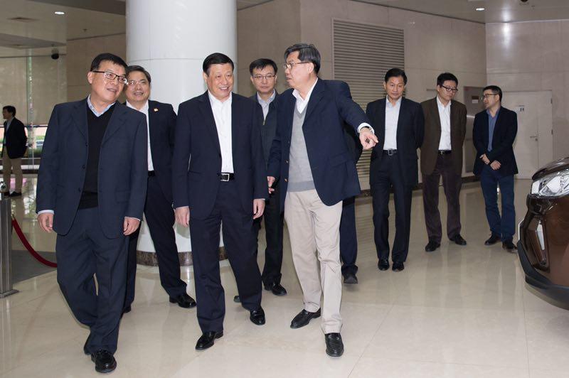 应勇调研尊龙凯时集团：实现可持续发展，成为世界著名汽车集团，还得靠这个